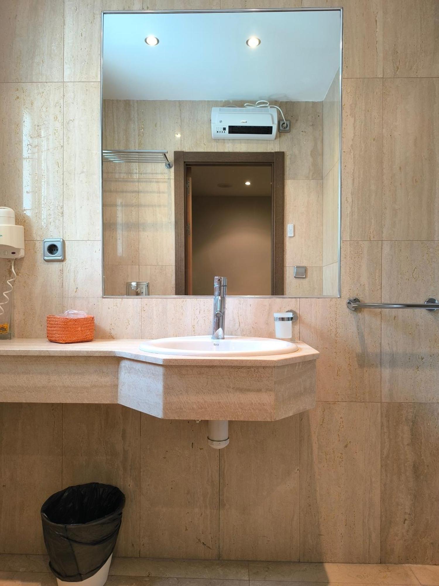 Hotel Santa Barbara أندورا المظهر الخارجي الصورة